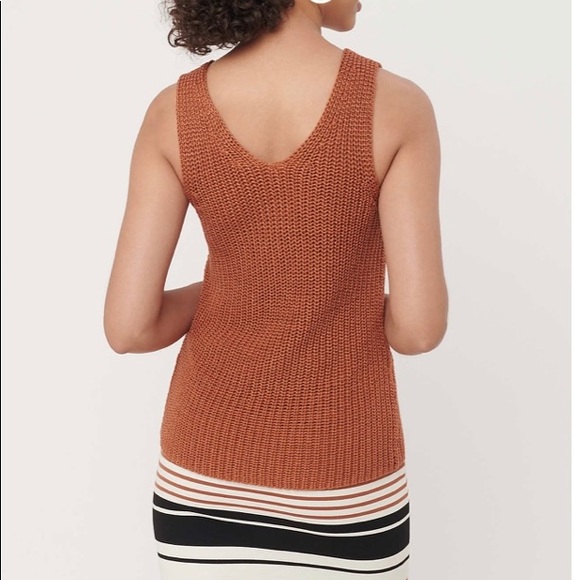 V neck sweater tank - Picture 3 of 4